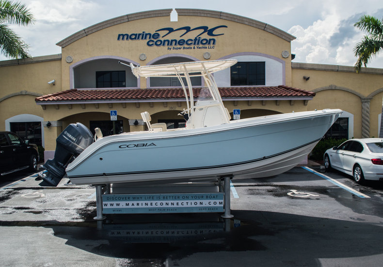 New 2015 Cobia 217 Center Console boat for sale in Miami, FL