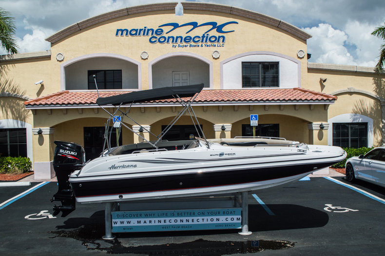New 2015 Hurricane SunDeck Sport SS 201 OB boat for sale in Miami, FL