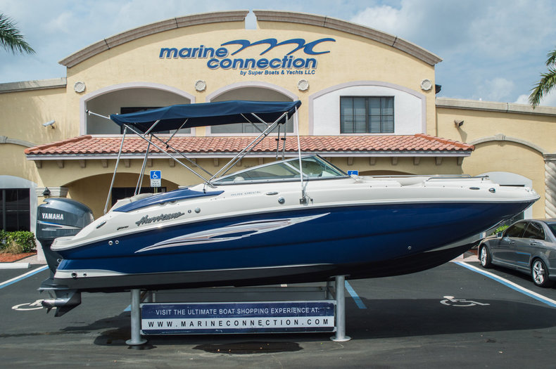 Used 2007 Hurricane SunDeck SD 2400 OB boat for sale in West Palm Beach, FL