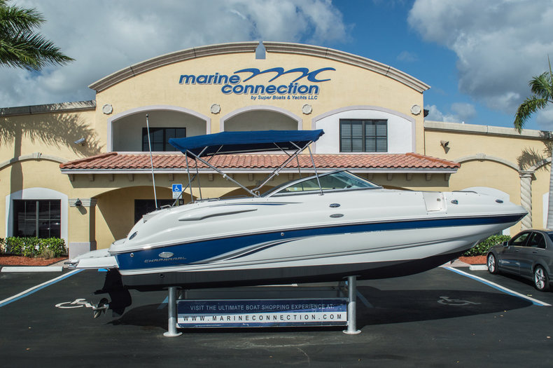 Used 2006 Chaparral 254 Sunesta Deck Boat boat for sale in West Palm Beach, FL