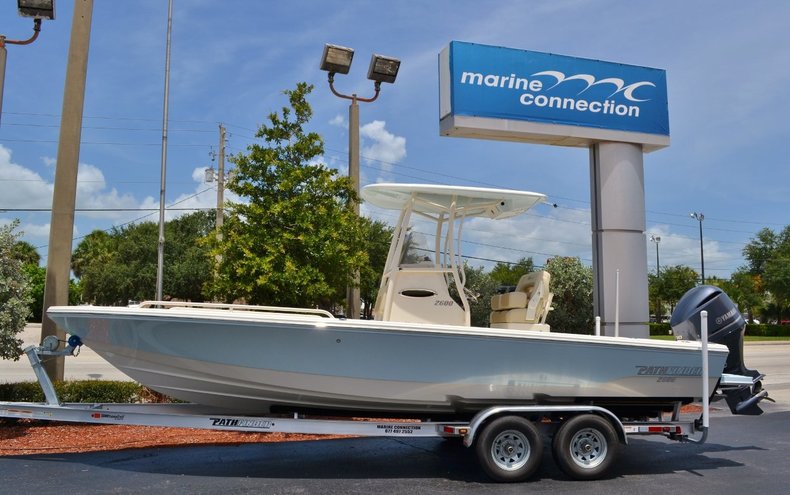 New 2015 Pathfinder 2600 TRS boat for sale in Vero Beach, FL