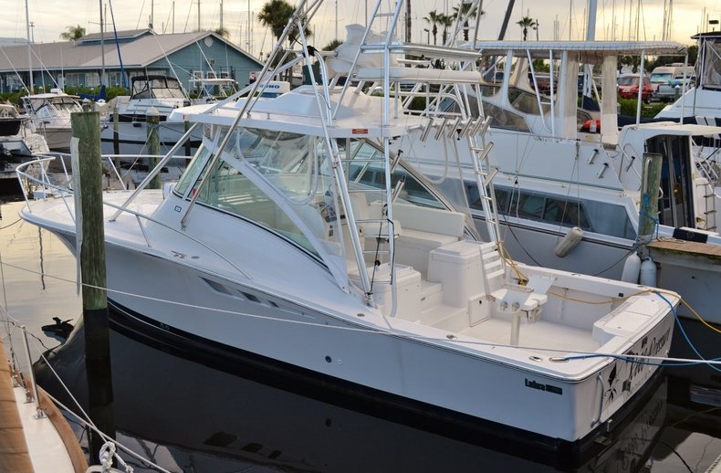 Used 2001 LUHRS 320 boat for sale in Vero Beach, FL