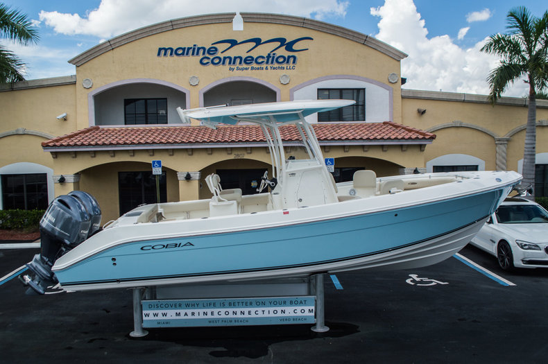 New 2016 Cobia 256 Center Console boat for sale in Miami, FL