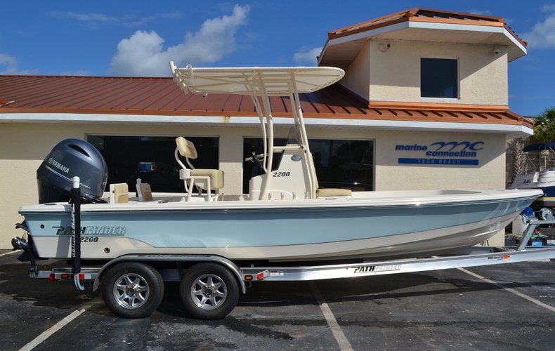 New 2016 Pathfinder 2200 TRS Bay Boat boat for sale in Vero Beach, FL