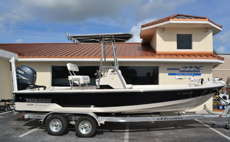 Used 2008 Pathfinder 2200 Tournament XL Center Console boat for sale in Vero Beach, FL
