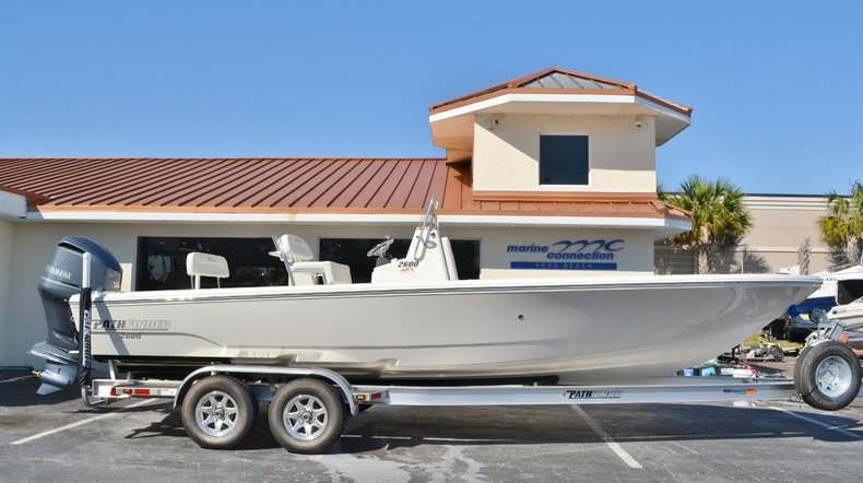 New 2016 Pathfinder 2600 HPS Bay Boat boat for sale in Vero Beach, FL