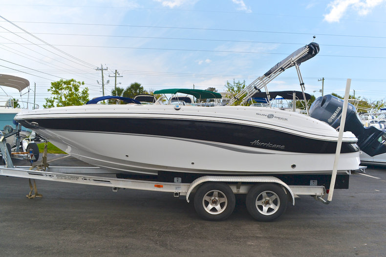 New 2014 Hurricane SunDeck Sport SS 203 OB boat for sale in West Palm Beach, FL