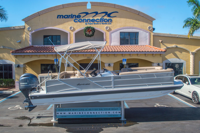 New 2016 Hurricane FunDeck FD 226 OB boat for sale in Vero Beach, FL