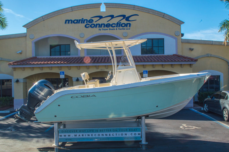 New 2016 Cobia 201 Center Console boat for sale in Miami, FL