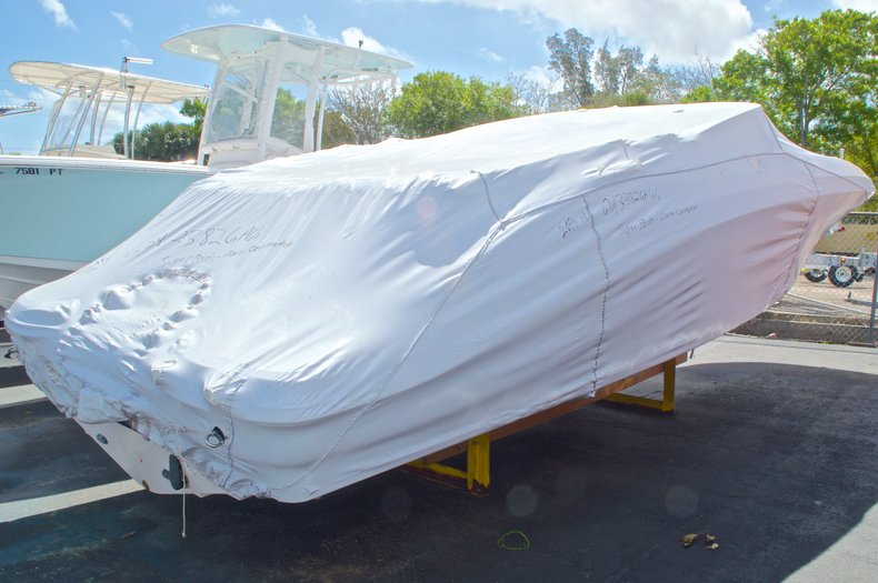 New 2016 Hurricane SunDeck SD 2690 OB boat for sale in West Palm Beach, FL