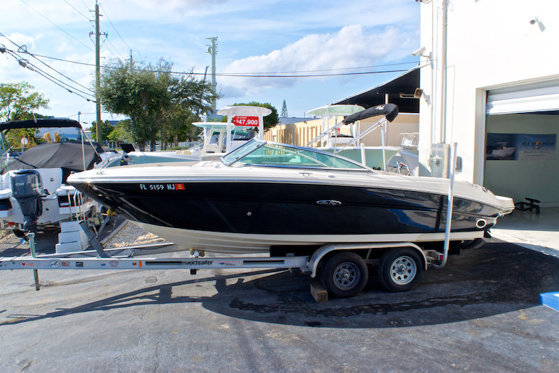 Used 2006 Sea Ray 220 Select boat for sale in Miami, FL