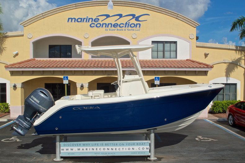 New 2017 Cobia 201 Center Console boat for sale in Miami, FL