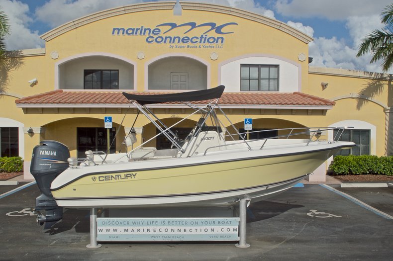Used 2007 Century 2001 Center Console boat for sale in West Palm Beach, FL