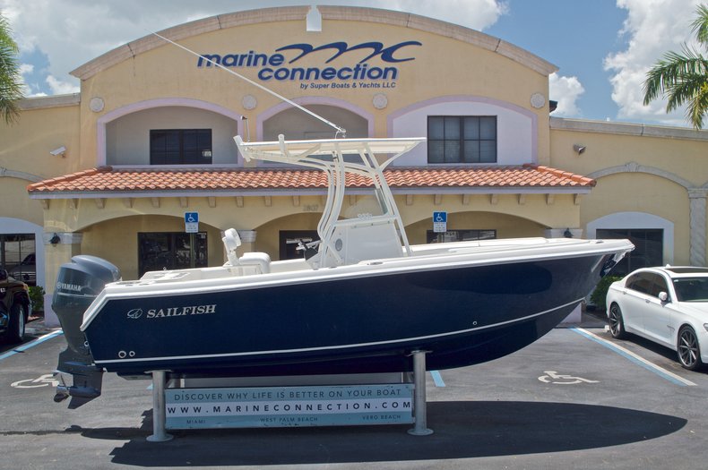 Used 2015 Sailfish 220 CC Center Console boat for sale in West Palm Beach, FL
