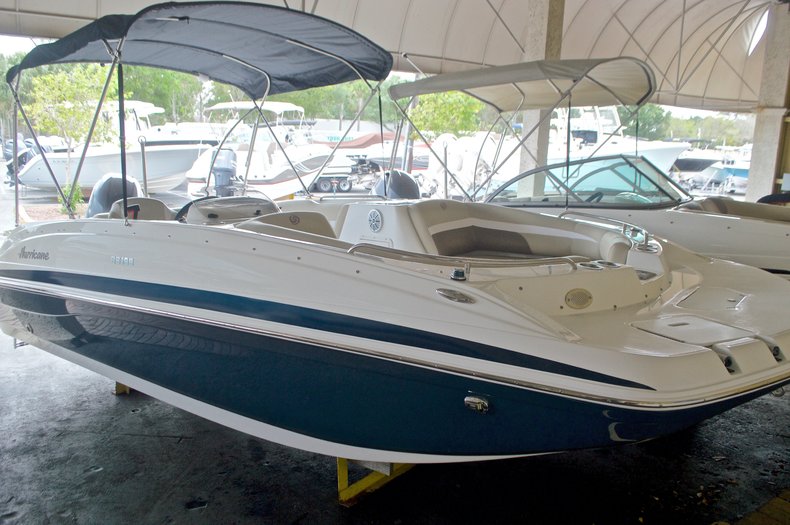 New 2017 Hurricane SunDeck Sport SS 188 OB boat for sale in West Palm Beach, FL