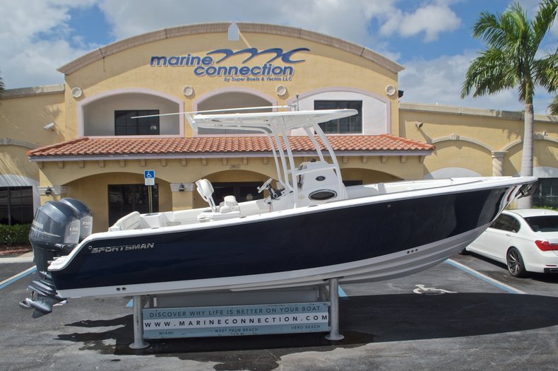Used 2014 Sportsman Heritage 251 Center Console boat for sale in West Palm Beach, FL