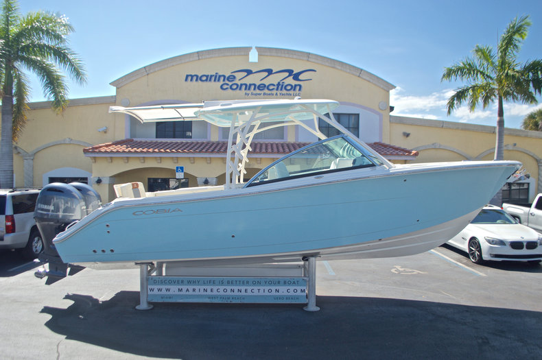 New 2017 Cobia 280 DC Dual Console boat for sale in Miami, FL