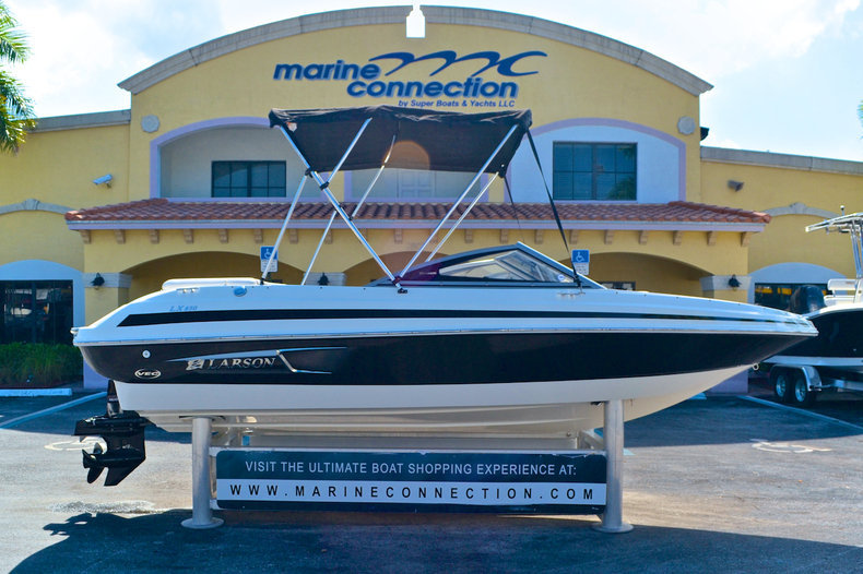 Used 2011 Larson LX 850 Bowrider boat for sale in West Palm Beach, FL