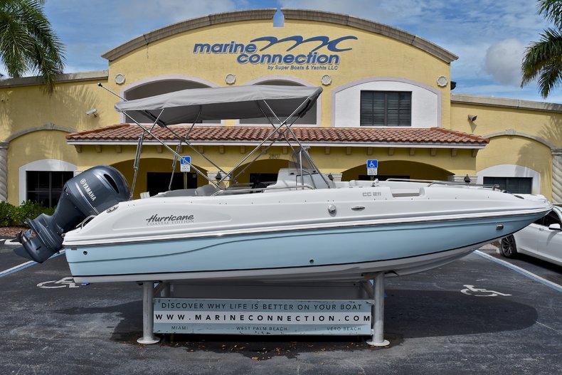 New 2017 Hurricane SunDeck Sport SS 211 OB boat for sale in West Palm Beach, FL