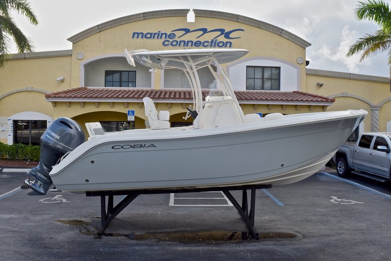 New 2018 Cobia 220 Center Console boat for sale in West Palm Beach, FL