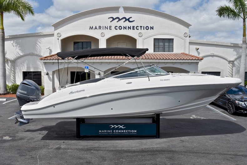 New 2018 Hurricane SunDeck SD 2690 OB boat for sale in West Palm Beach, FL