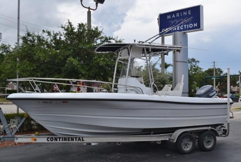 Used 2003 Triumph 210 boat for sale in Vero Beach, FL