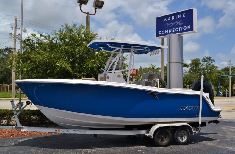 New 2019 Blackfin 212CC Center Console boat for sale in Vero Beach, FL