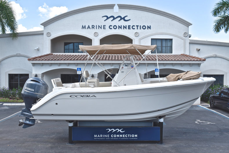 Used 2016 Cobia 201 Center Console boat for sale in West Palm Beach, FL