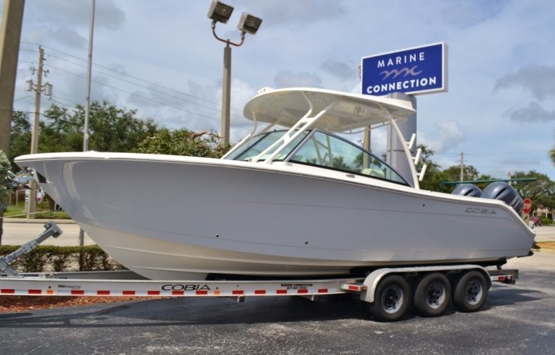 New 2019 Cobia 280 DC Dual Console boat for sale in Vero Beach, FL