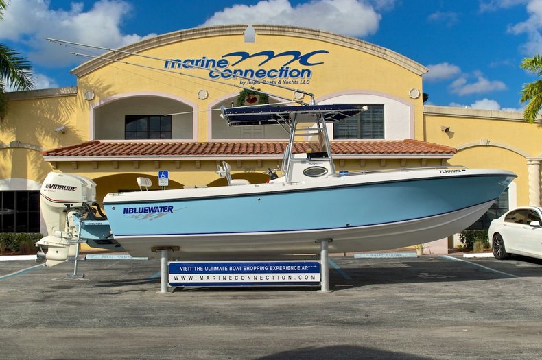 Used 2006 Bluewater 2550 Center Console boat for sale in West Palm Beach, FL