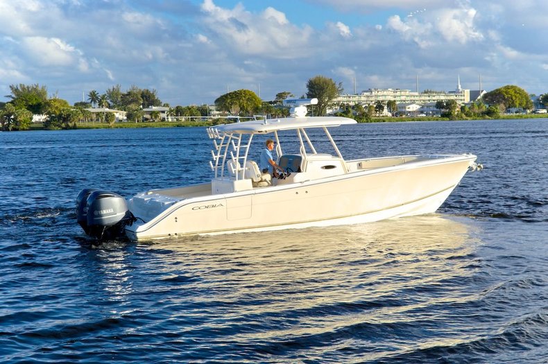 New 2015 Cobia 344 Center Console boat for sale in Vero Beach, FL
