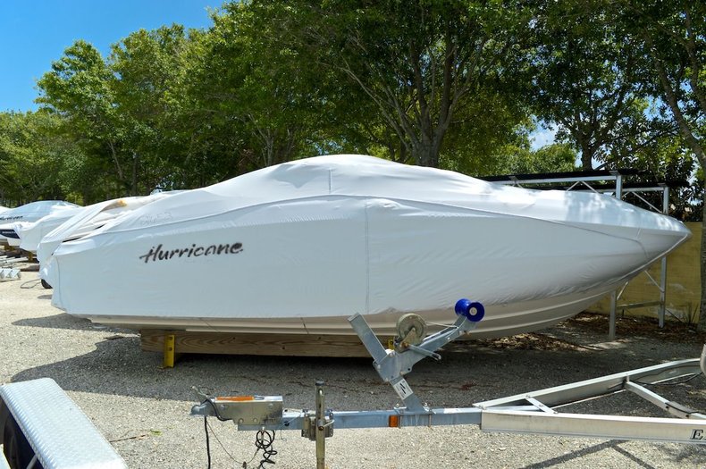 New 2014 Hurricane SunDeck SD 2200 OB boat for sale in West Palm Beach, FL