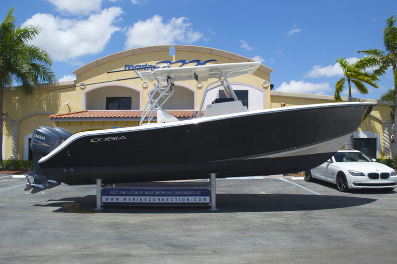 Used 2009 Cobia 296 Center Console boat for sale in West Palm Beach, FL
