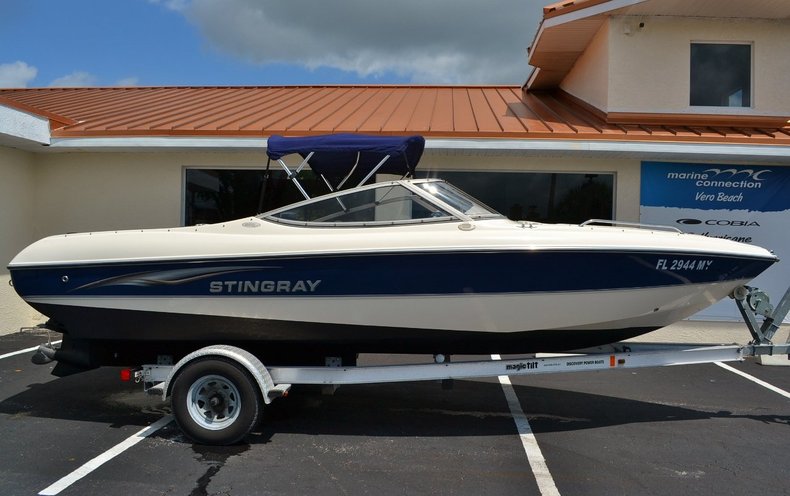 Used 2004 Stingray 200 LX boat for sale in Vero Beach, FL