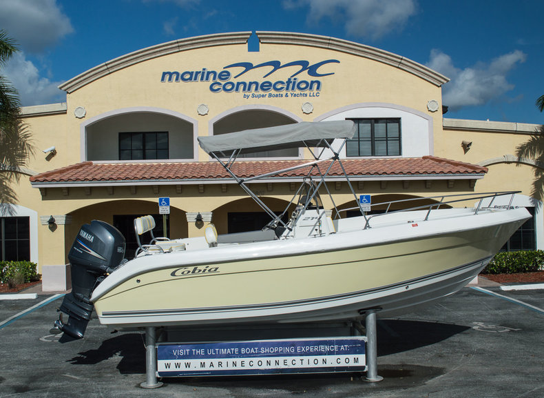 Used 2005 Cobia 214 Center Console boat for sale in West Palm Beach, FL