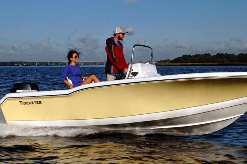 New 2015 Tidewater 180 CC Adventure Center Console boat for sale in Miami, FL