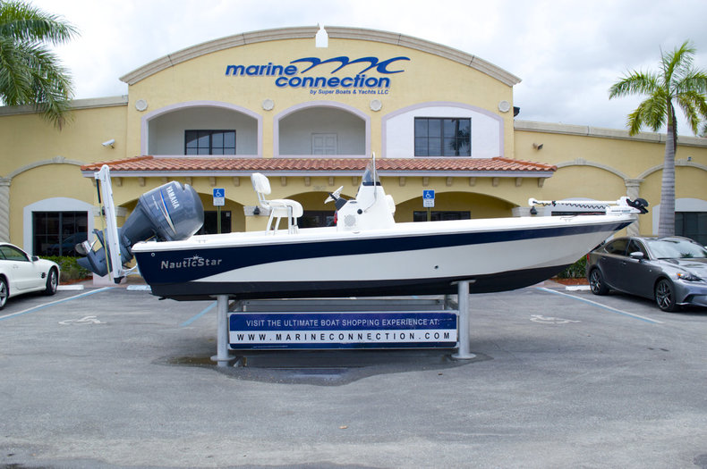 Used 2010 NauticStar NauticBay 2110 Bay Boat boat for sale in West Palm Beach, FL