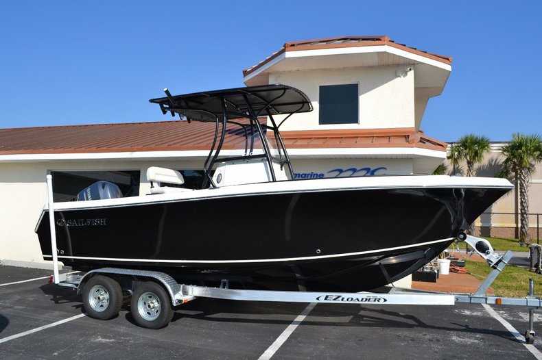 New 2015 Sailfish 220 CC Center Console boat for sale in West Palm Beach, FL
