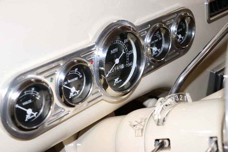 513303ee25ff0 low res 1949 chevrolet suburban