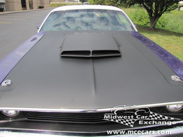 15892 001754e430 low res