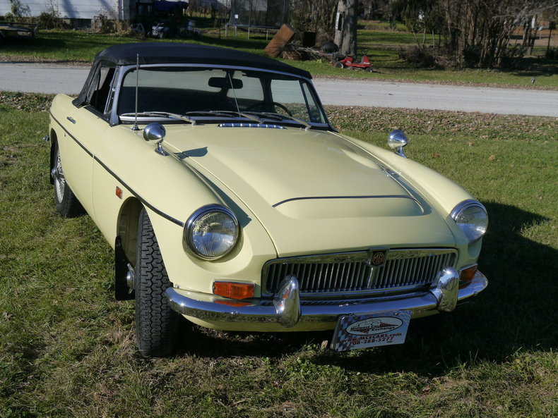 47432ace2b255 low res 1969 mg mgc