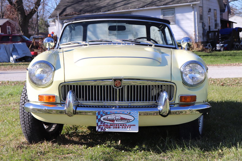 4744440c11e0d low res 1969 mg mgc