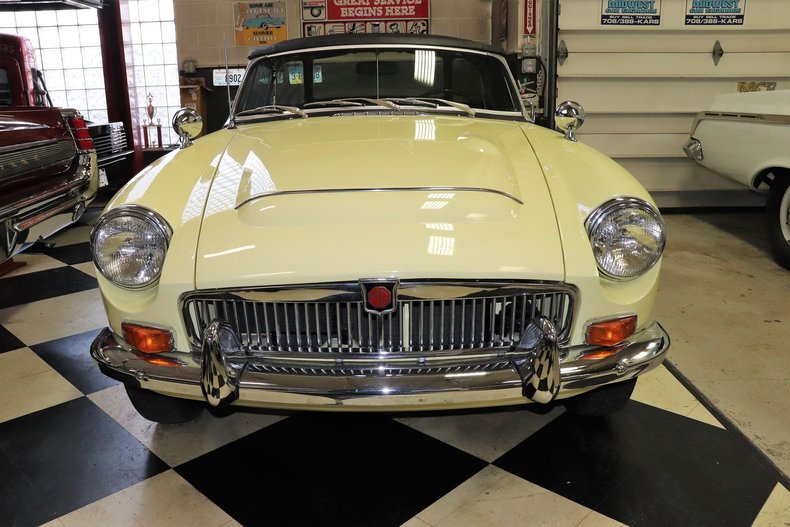 50375c2357901 low res 1969 mg mgc