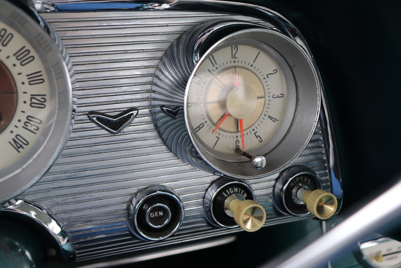 468128a7bc084 low res 1959 ford thunderbird