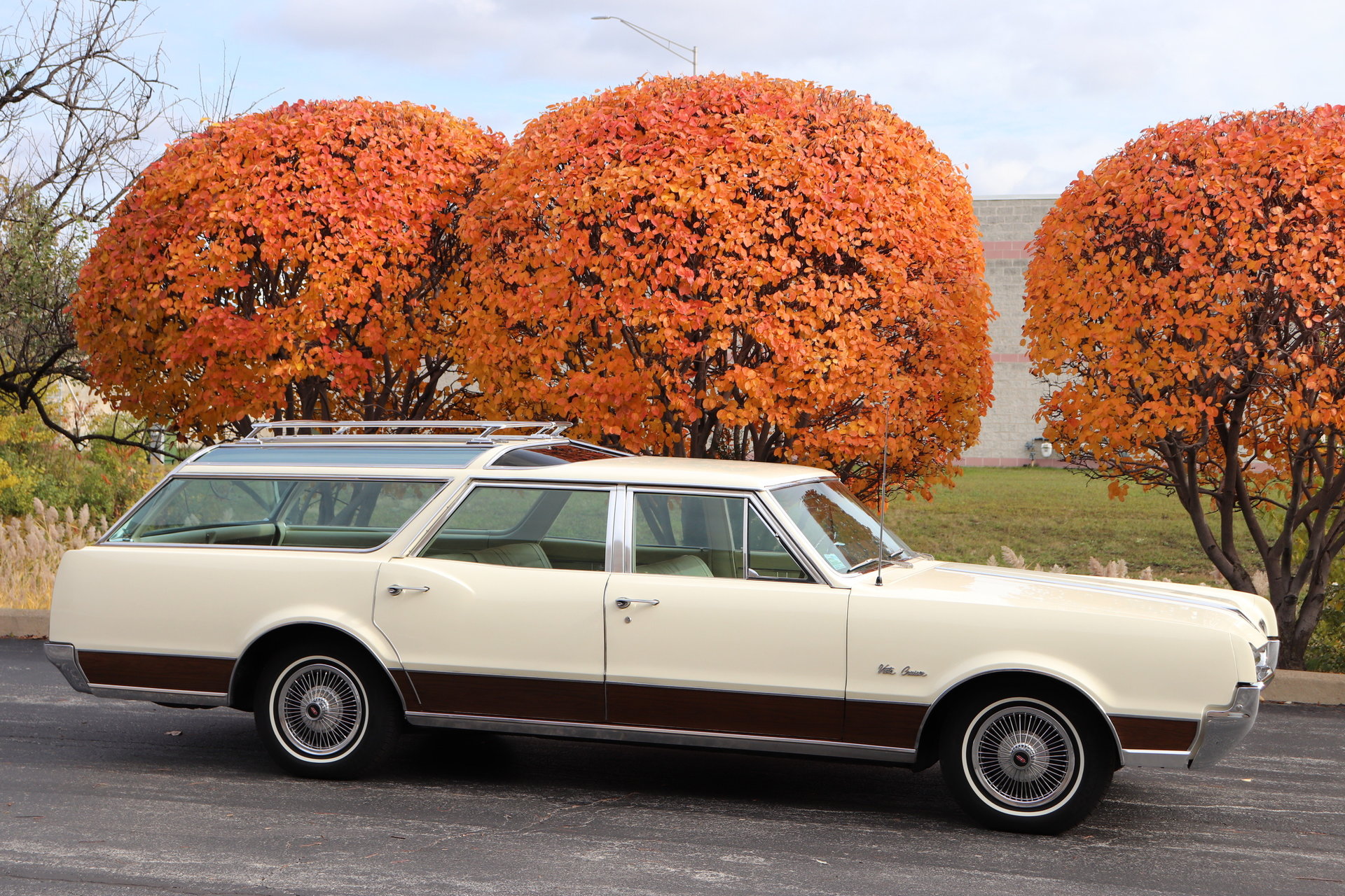 468846b8656d5 hd 1967 oldsmobile vista cruiser