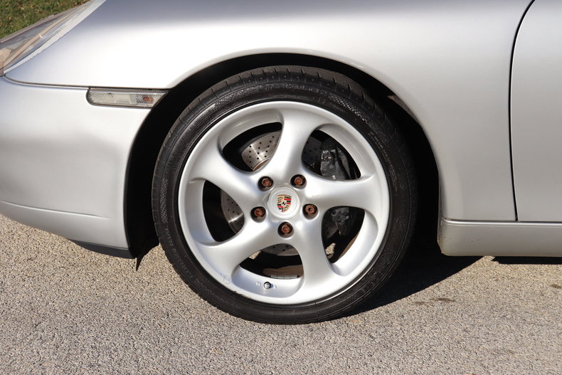 474603954a270 low res 2000 porsche 911