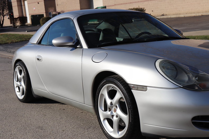 47476157511e3 low res 2000 porsche 911