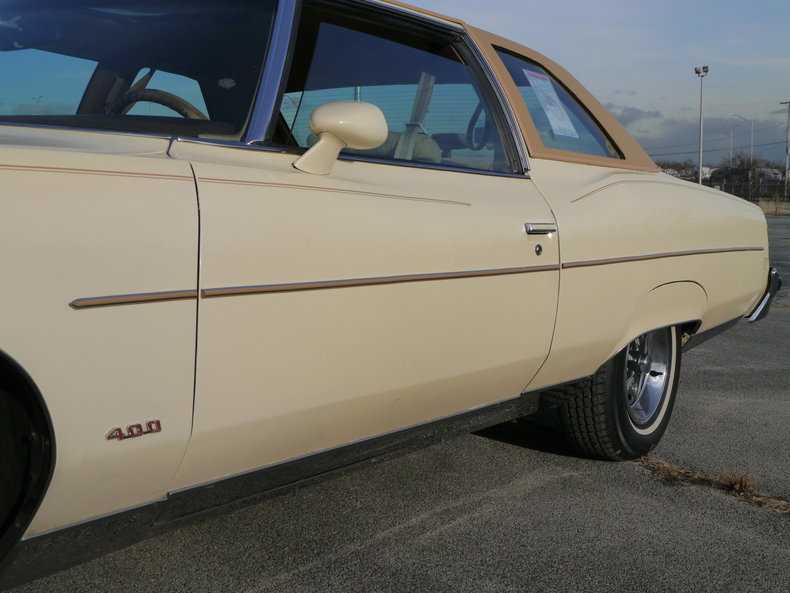 484360bdad2b6 low res 1976 pontiac bonneville brougham
