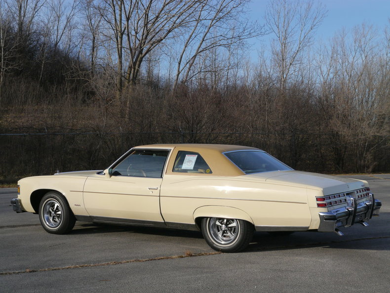 4843996c146a4 low res 1976 pontiac bonneville brougham