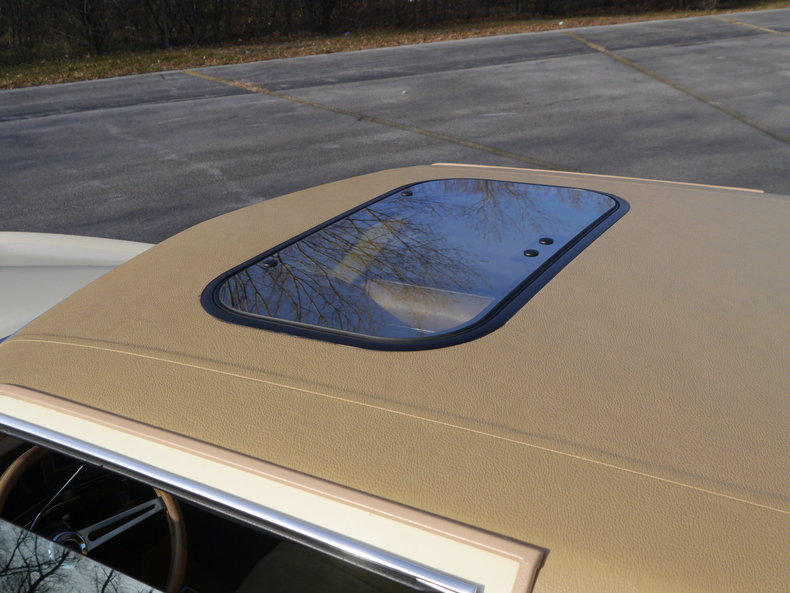 48443fb3135c1 low res 1976 pontiac bonneville brougham